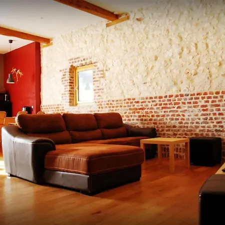 Ferienhaus Liebevoll Renoviertes Als Teil Eines Kleinen Bauernhauses Mit Abgesc By Interhome Mont-Saint-Eloi