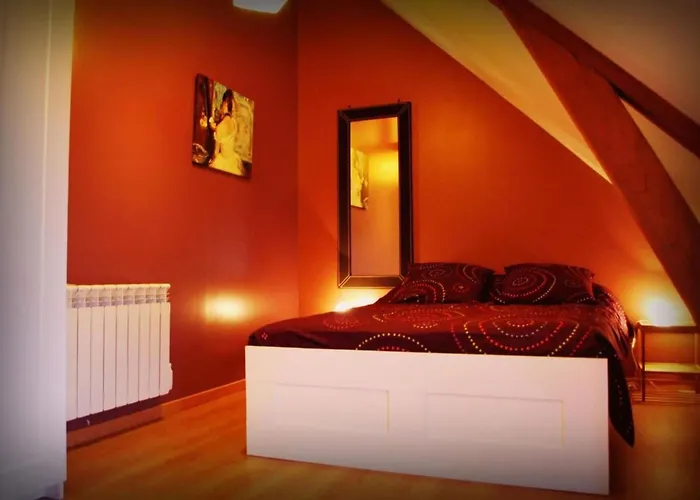 Hébergement de vacances Liebevoll Renoviertes Als Teil Eines Kleinen Bauernhauses Mit Abgesc By Interhome *