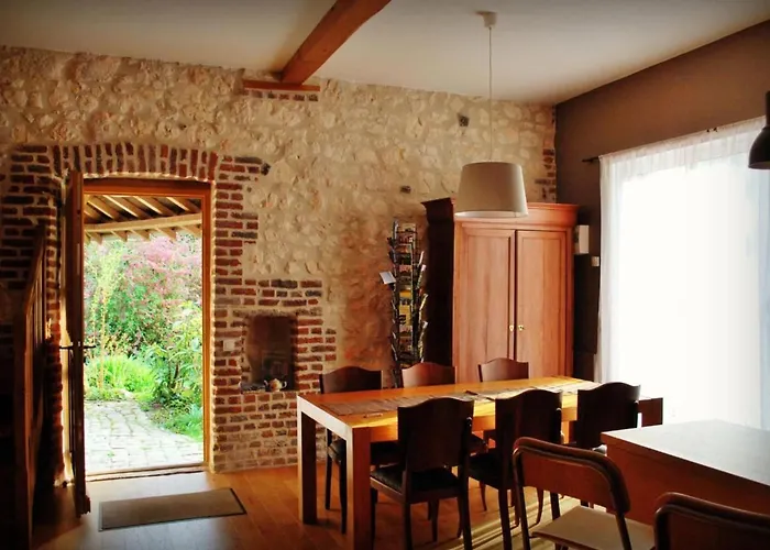 Hébergement de vacances Liebevoll Renoviertes Als Teil Eines Kleinen Bauernhauses Mit Abgesc By Interhome